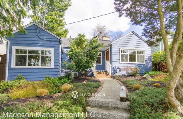 6852 27th Ave NE - 6852 27th Avenue Northeast, Seattle, WA 98115