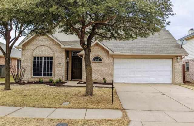 408 Silver Mine Drive - 408 Silver Mine Drive, Justin, TX 76247
