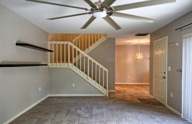 2bd 2.5bath Condo in Middlebrook Pines Available Now! Gallery 4