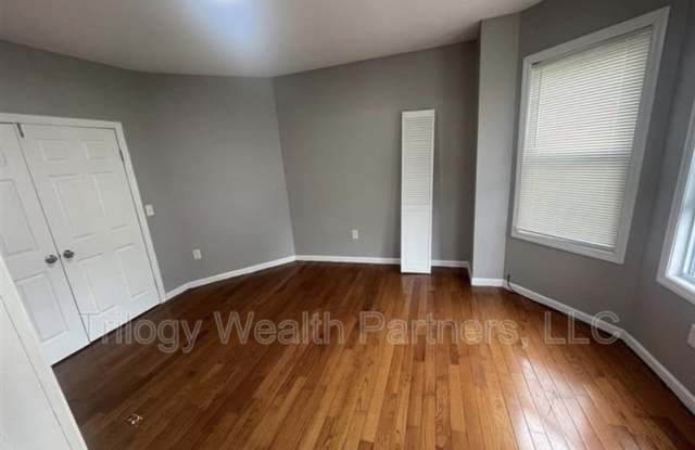 104 South 12th Street - 2 Gallery 4