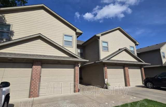 2146 North Woodlawn Boulevard photos photos