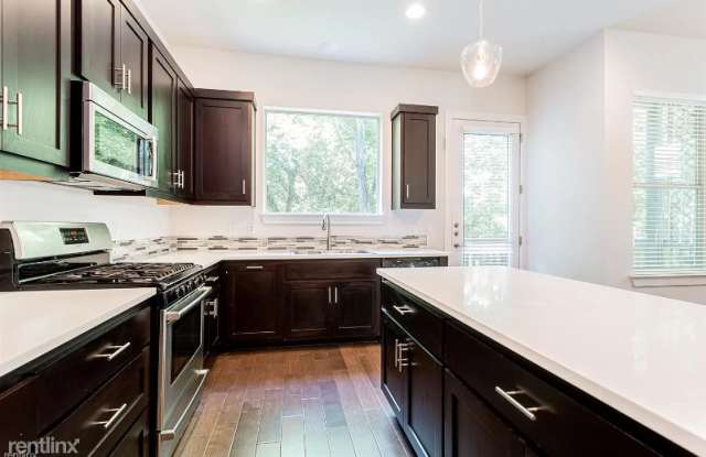 4604 Windy Brook Dr B Gallery 4