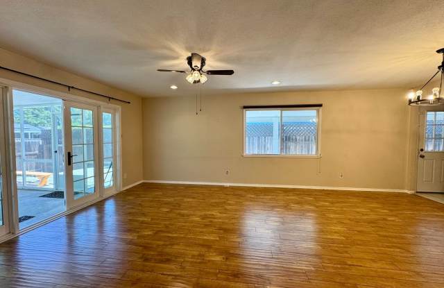 Excellent Location! 4Bed 2Bath Wood Flooring Large backyard with a RV parking photos photos