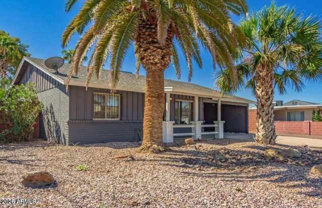 307 W SANTA CRUZ Drive photos photos 307 W SANTA CRUZ Drive photos photos