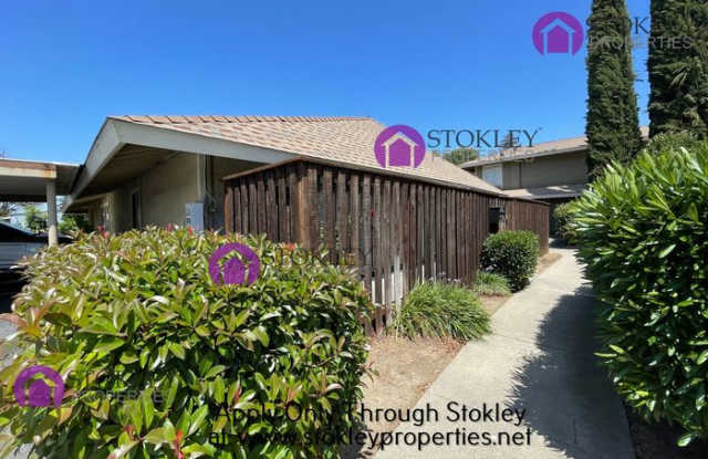 2085 Olivera Road photos photos