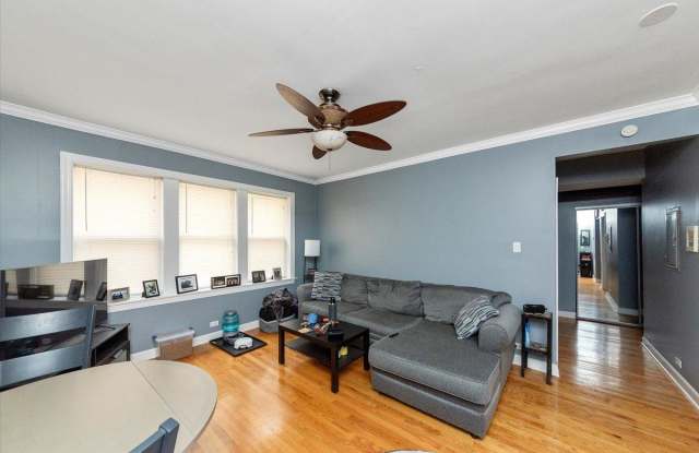 3555 Lyndale photos photos