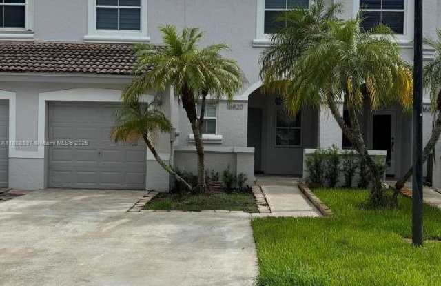 16820 SW 1st Mnr photos photos