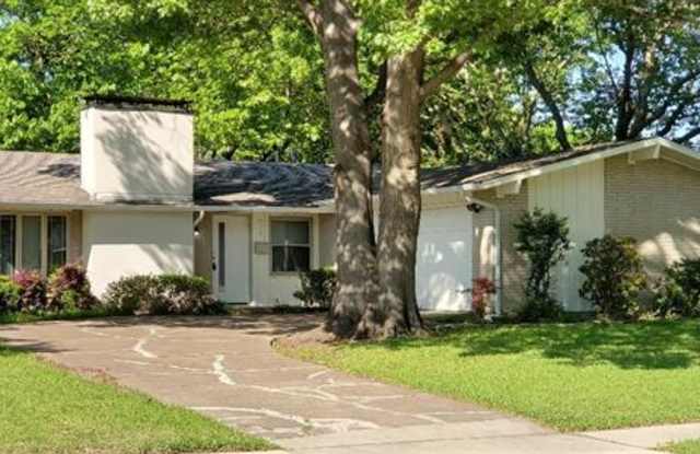 916 Melrose Drive - 916 Melrose Drive, Richardson, TX 75080
