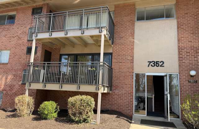 7352 LEE Highway unit: 201 photos photos