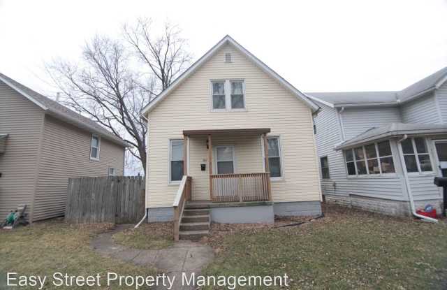 307 15th Ave. - 307 15th Avenue, East Moline, IL 61244