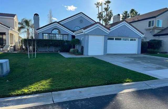 Beautiful single story, 3 bedroom 2 bath home in a gated community!! Available 2/1/26! photos photos