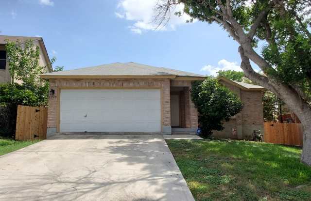 8423 Brisbane, Converse, TX. 78109 photos photos
