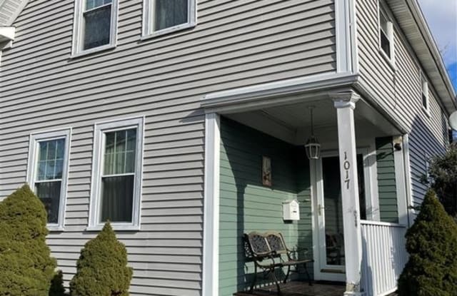 1017 Lonsdale Avenue - 1017 Lonsdale Avenue, Central Falls, RI 02863