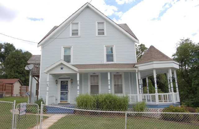 3 Bedroom Victorian Style House photos photos