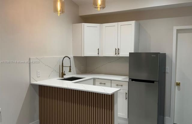 1299 W 78th St photos photos