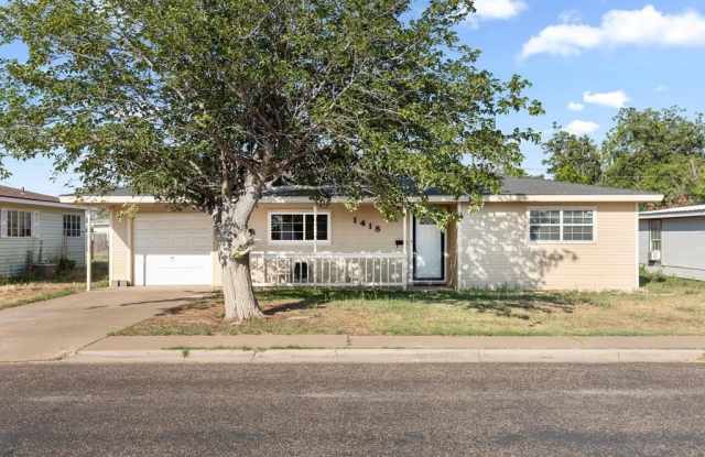 1418 E Crescent Dr photos photos
