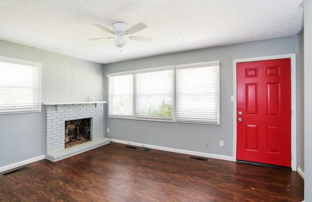 1553 Bluebird Lane Gallery 3