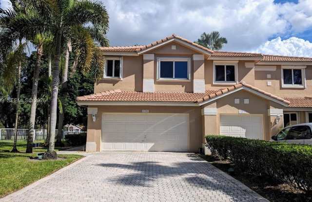 1181 SW 158th Ave photos photos