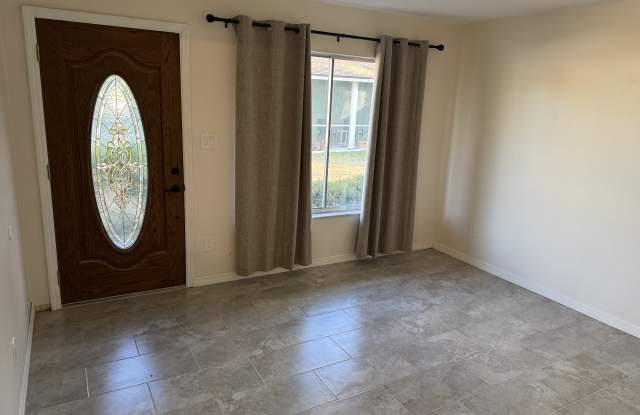 10320 La Guardia Ct photos photos