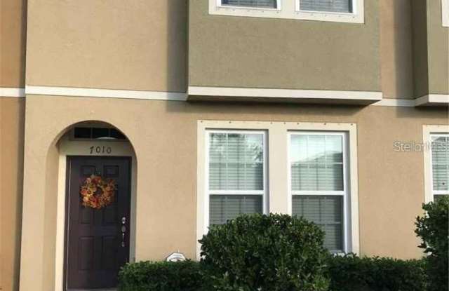 Lovely Updated Townhome in Riverview! photos photos