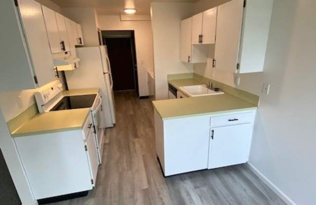 2173 NW Mast PlaceApt. D Gallery 2