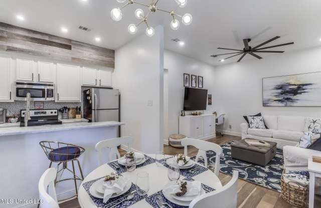 699 Dunbar Avenue lot: 303 Gallery 4