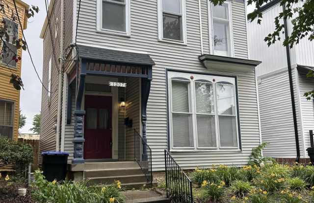 1307 Morton Ave photos photos