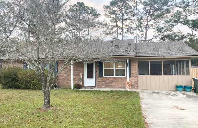 478 Elm Street photos photos