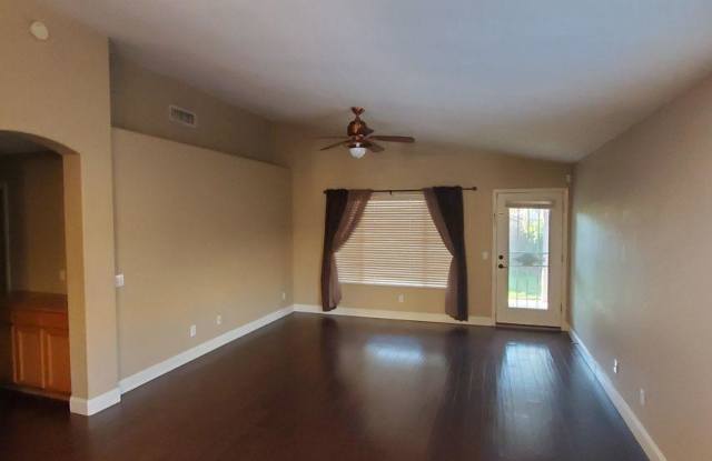4409 E ROWEL Road Gallery 3