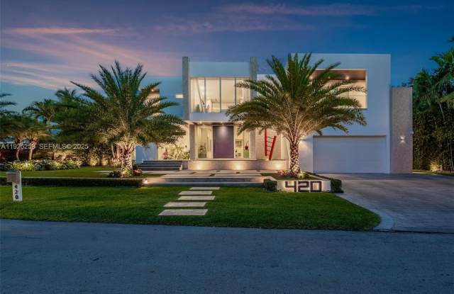 420 Island Dr photos photos