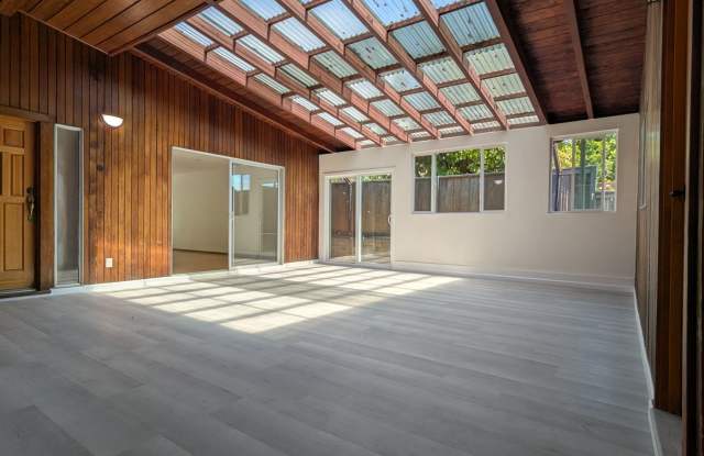 Remodeled Spacious 4Bed/3Bath House Home in El Cerrito! photos photos