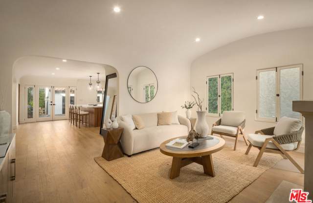 8817 Ashcroft Avenue photos photos