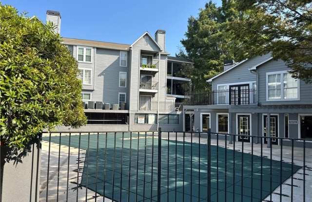 126 Granville Ct - 126 Granville Court, Sandy Springs, GA 30328