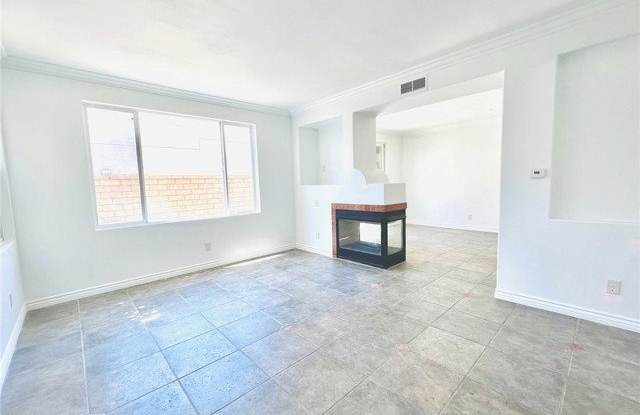 651 Ambrose Lane Gallery 4