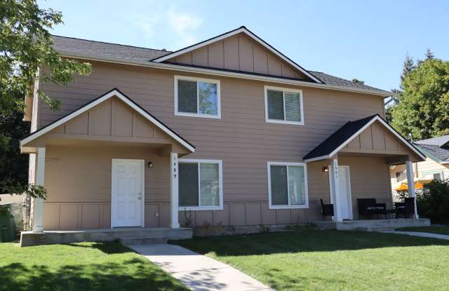 Duplex in CDA photos photos