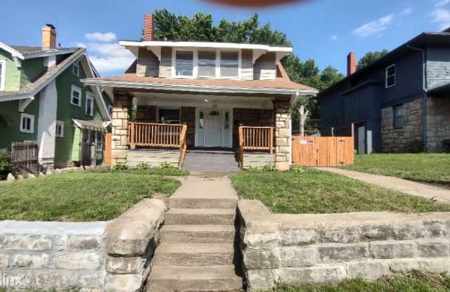 125 North Chelsea Ave - 125 North Chelsea Avenue, Kansas City, MO 64123