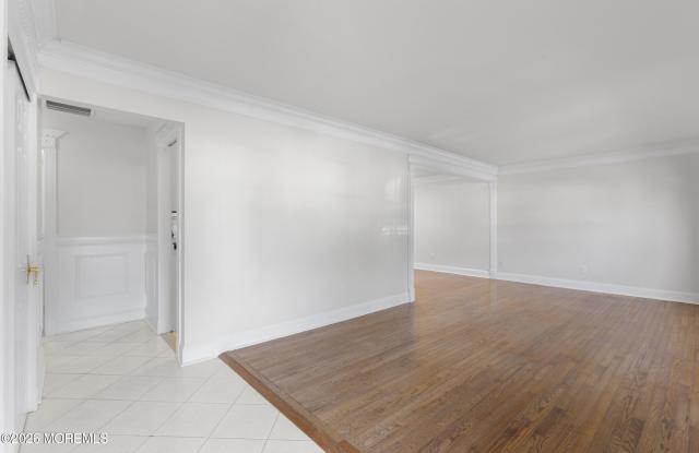 13 Laurel Crest Drive Gallery 4