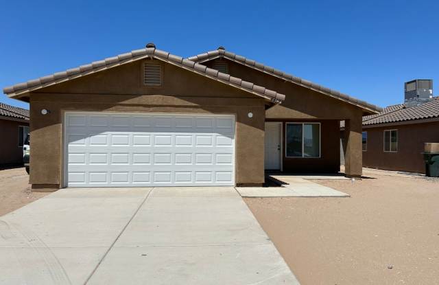 DESERT SANDS POOL HOME photos photos