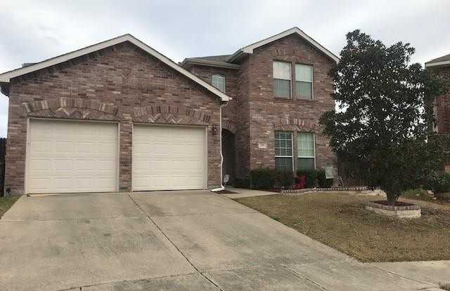 300 Highland Fairway Lane - 300 Highland Fairway Lane, Wylie, TX 75098