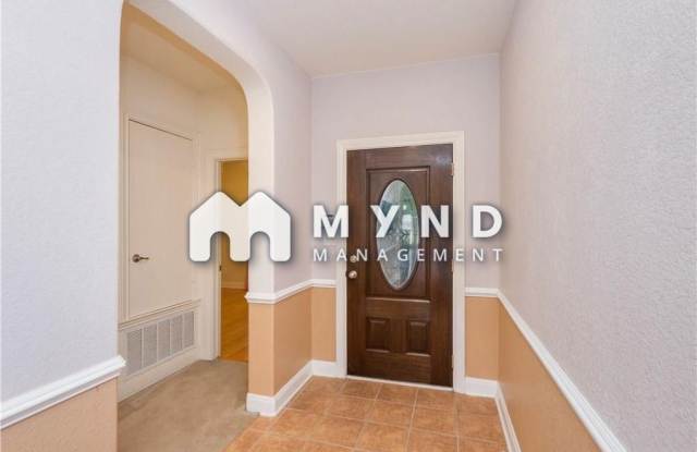 900 Mahomet Dr Gallery 3