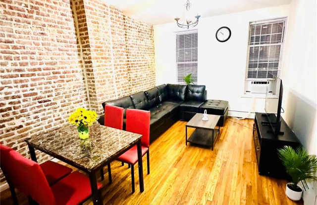 942 Glenmore Avenue unit: 3 photos photos