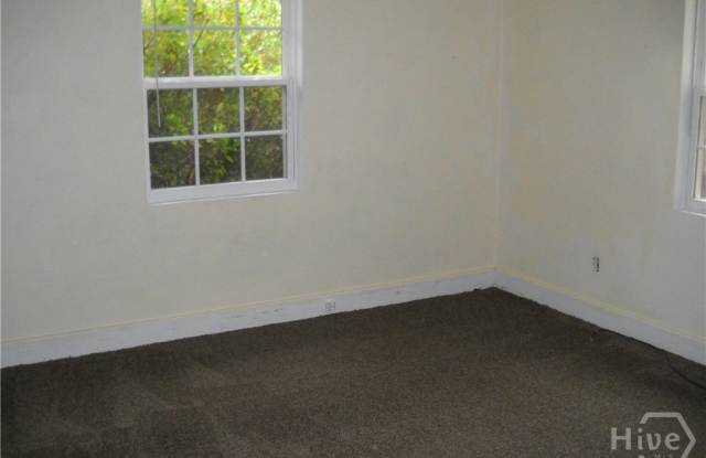 108 Cedar Gallery 2