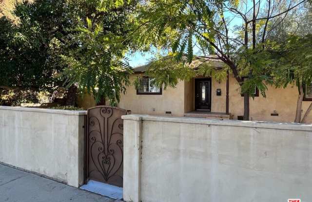 19150 Topham Street photos photos