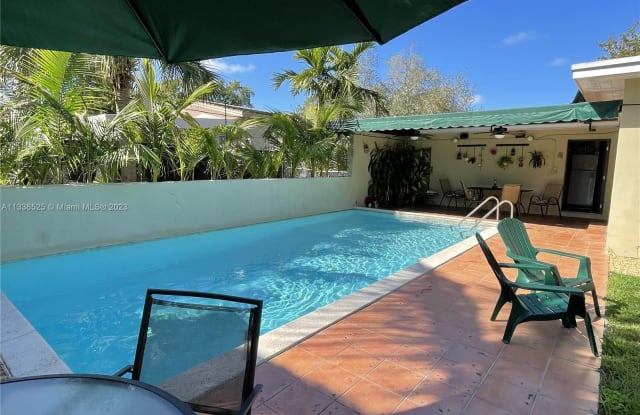 5940 SW 82nd St - 5940 Southwest 82nd Street, South Miami, FL 33143