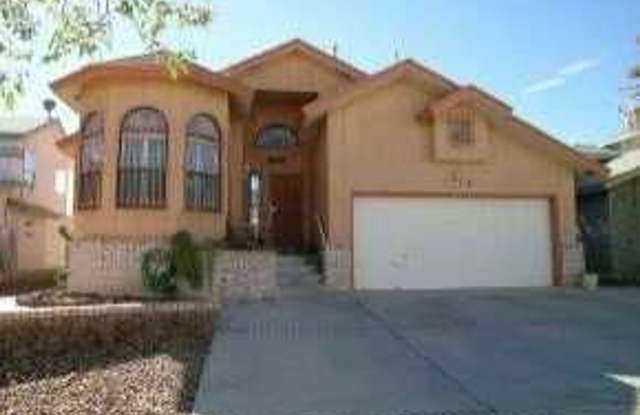 Incredible 4 bedroom, 2 1/2 bath home in East El Paso!! photos photos