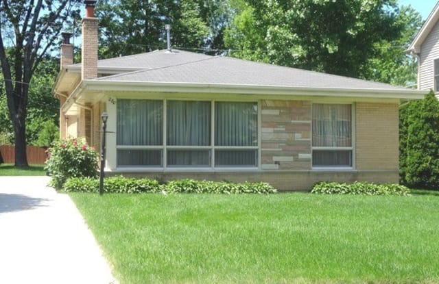 280 N Emroy Avenue - 280 Emroy Avenue, Elmhurst, IL 60126