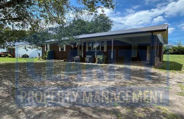 Three bedroom ranch-style home! photos photos