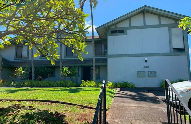 Recently Refreshed Pearl City Townhouse with Garage photos photos