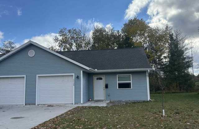 2 Bedroom Duplex - 1720 3rd Street North, Wisconsin Rapids, WI 54494