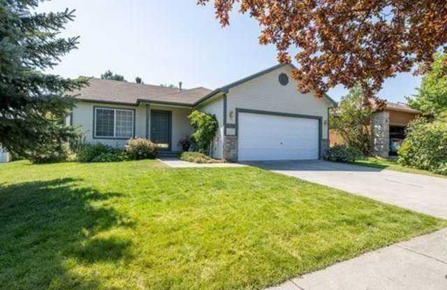 Updated ranch with a finished basement photos photos